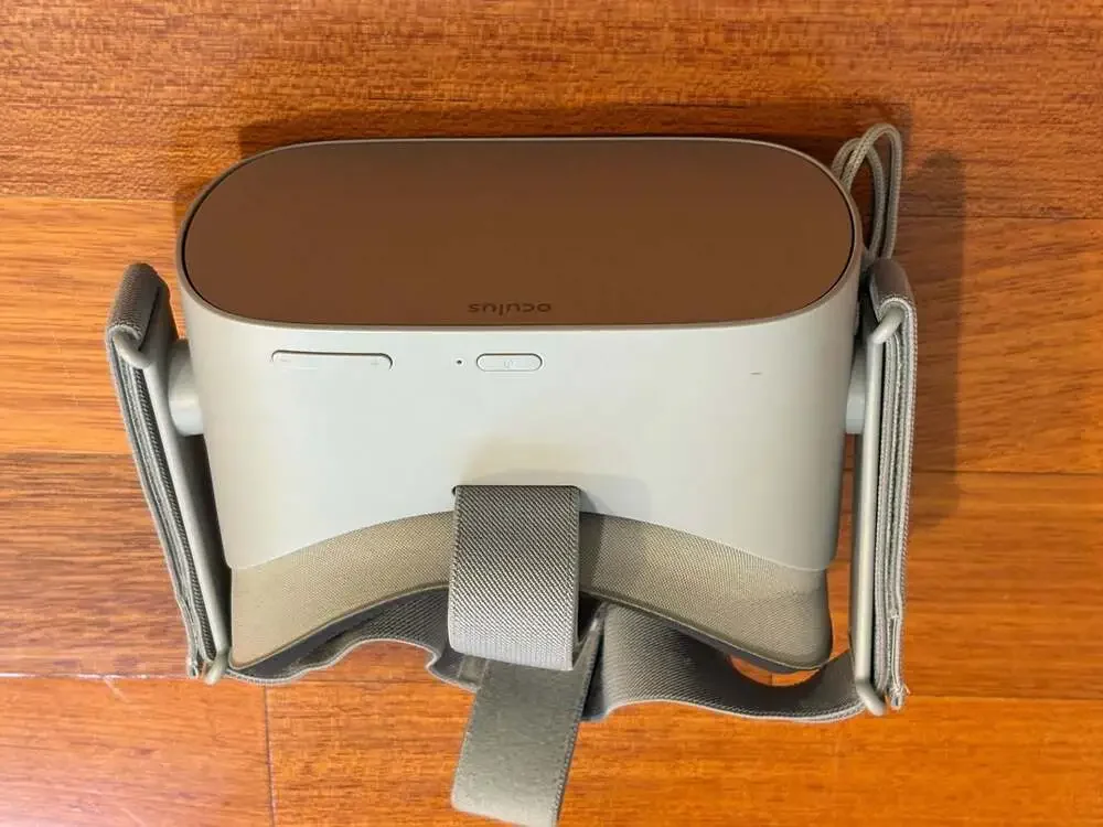 Oculus Go Standalone All-in-One Virtual Reality Headset